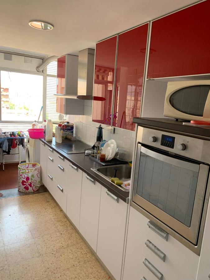 Habitacion Con Cama Individual, Piso Compartido En Avenida Blasco Ibanez บาเลนเซีย ภายนอก รูปภาพ